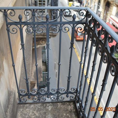 Gli Appartamenti Di Palazzo Umberto I Catania Ngoại thất bức ảnh